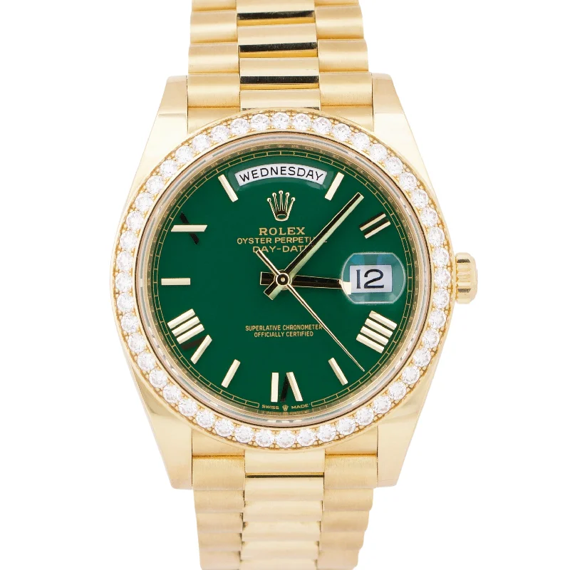 classic mechanical wristwatches for men-2022 PAPERS Rolex Day-Date 40mm GREEN ROMAN DIAMOND 18K Gold 228348 RBR BOX